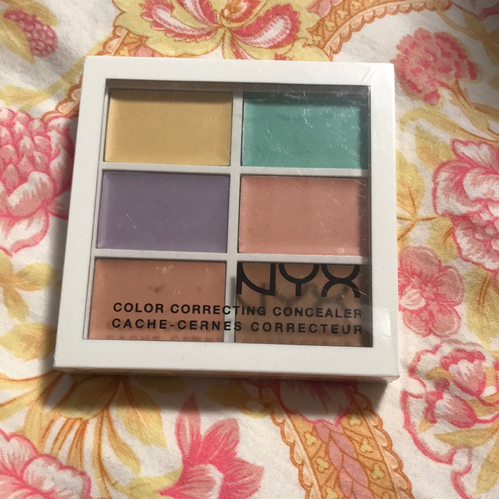 NYX COLOR CORRECTING CONCELER NWT
